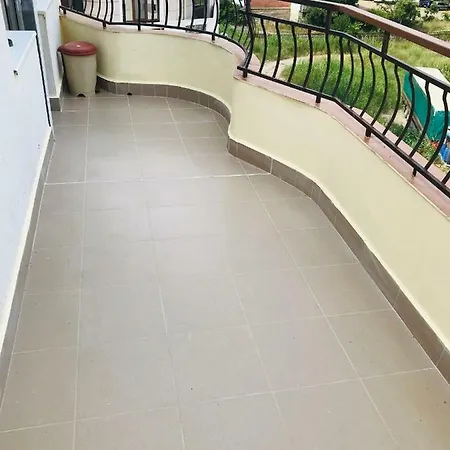 Апартаменти Ива Apartamento Pomorie